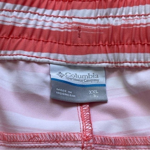 Columbia Women’s Bogata Bay Stretch UPF 50 Print Shorts Size XXL Coral Stripe - Picture 8 of 9